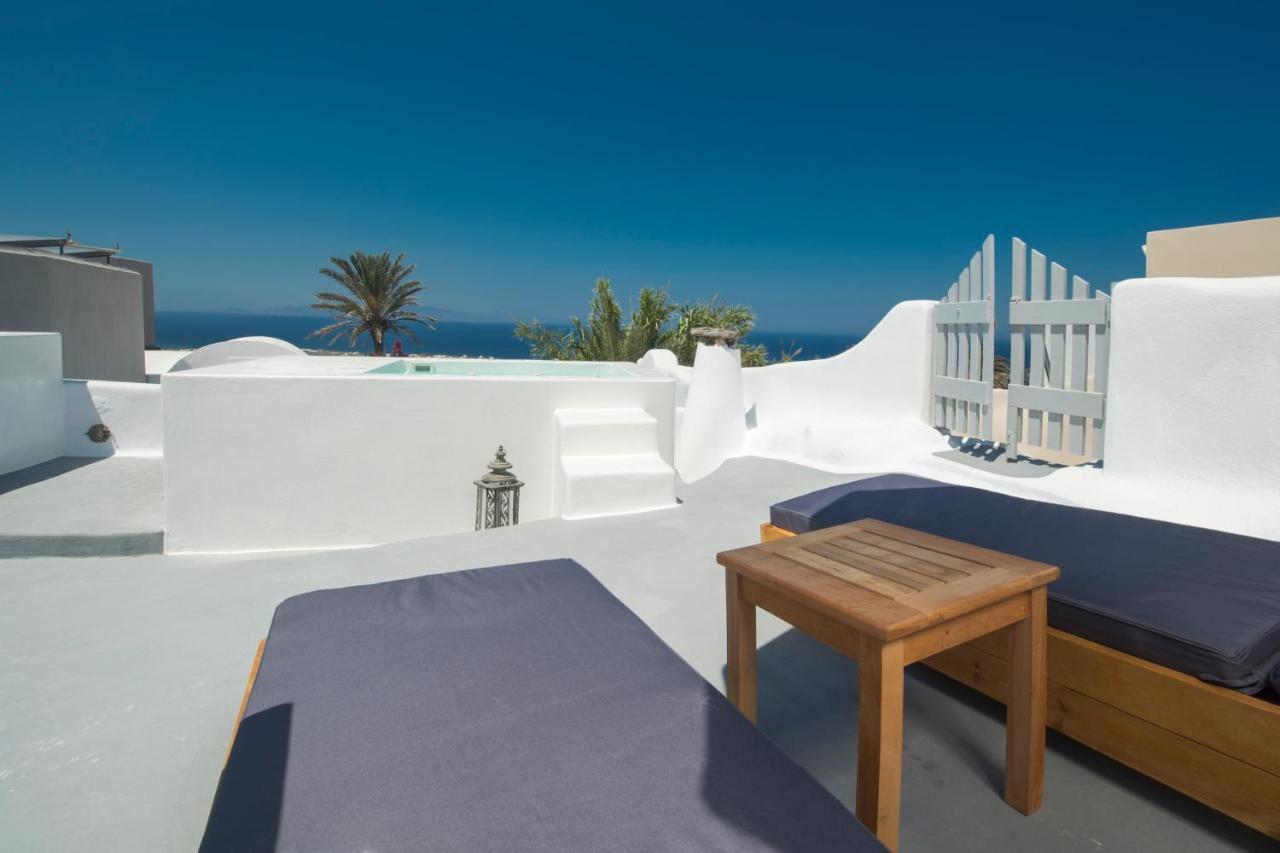 Aqua Serenity Luxury Suites Santorini Foinikia  ภายนอก รูปภาพ