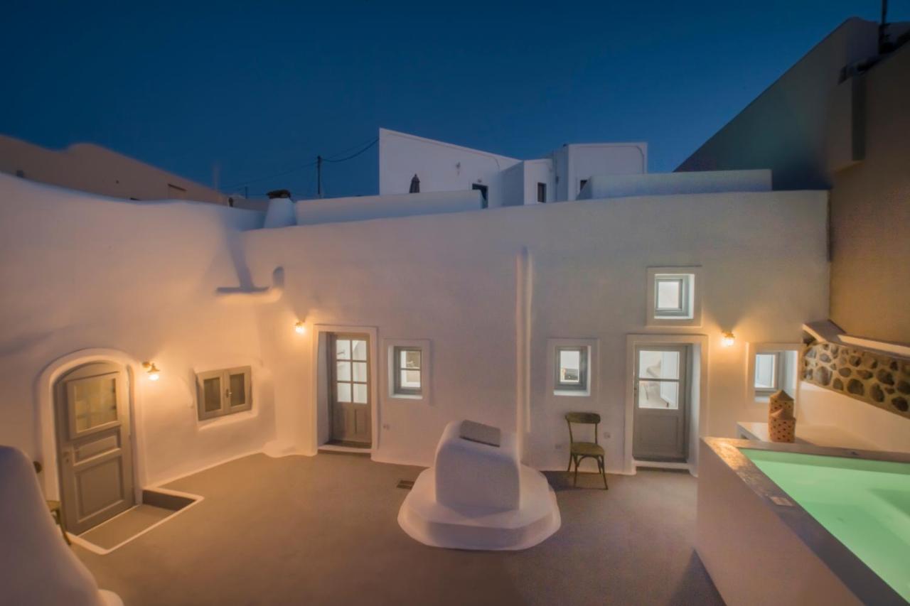 Aqua Serenity Luxury Suites Santorini Foinikia  ภายนอก รูปภาพ